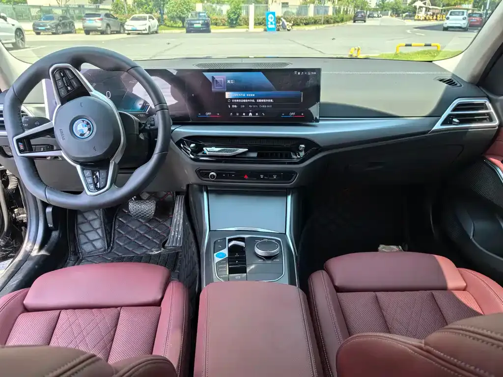 BMW i3 — фото 4