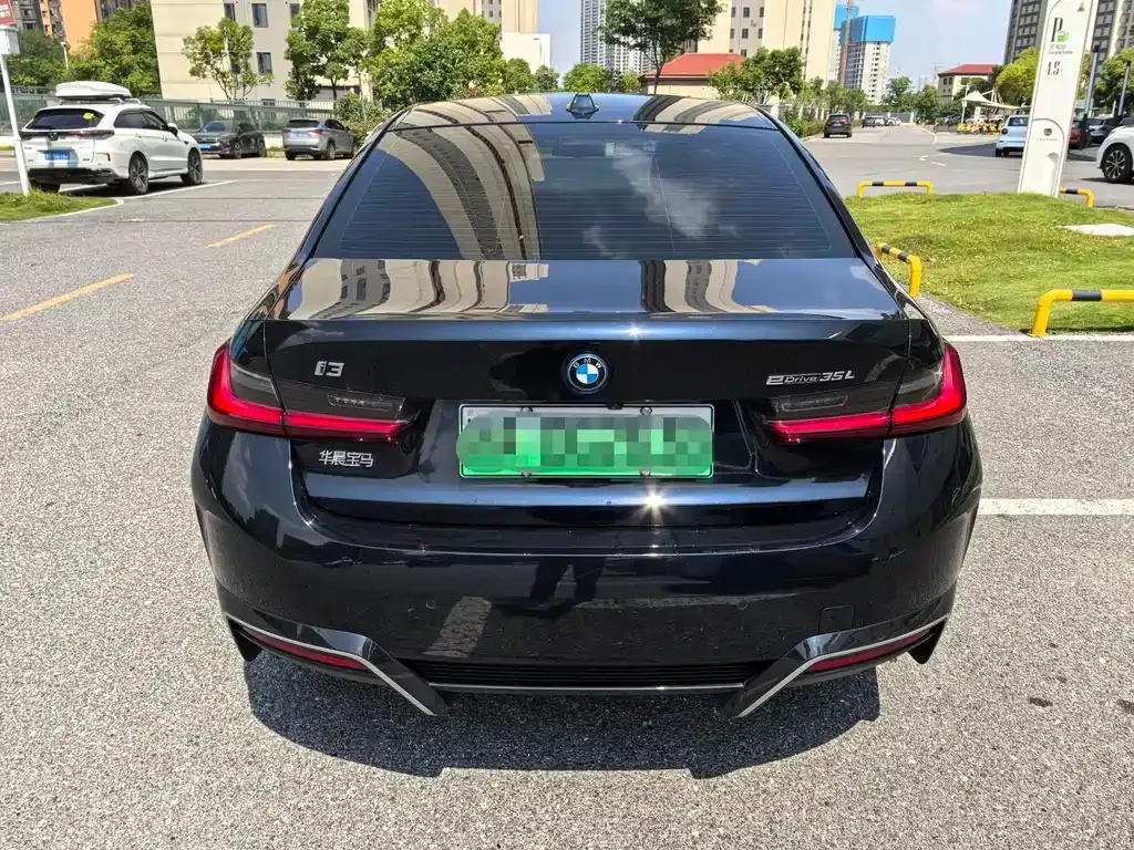 BMW i3 — фото 5