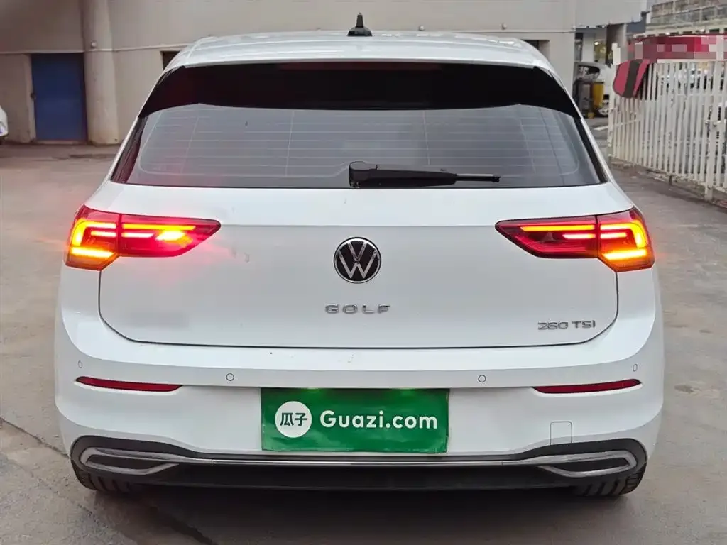 Volkswagen Golf 2025 из CN, фото 6