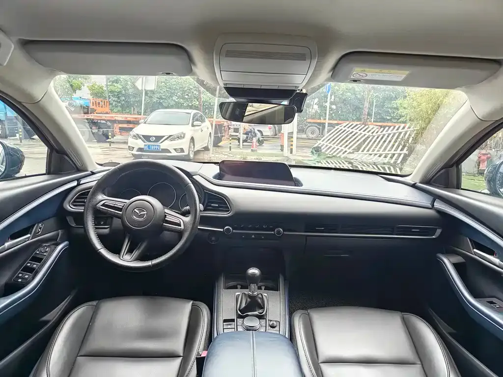 Mazda CX-30 2021 из CN, фото 9