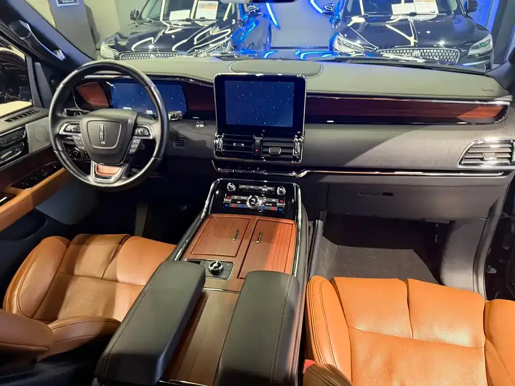 Lincoln Navigator 2021 из CN, фото 7