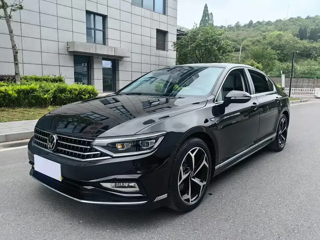 Volkswagen Magotan 2024 из CN, фото 1