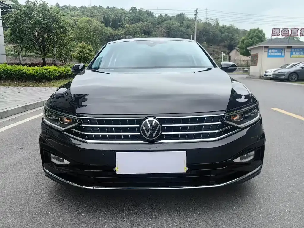 Volkswagen Magotan 2024 из CN, фото 5