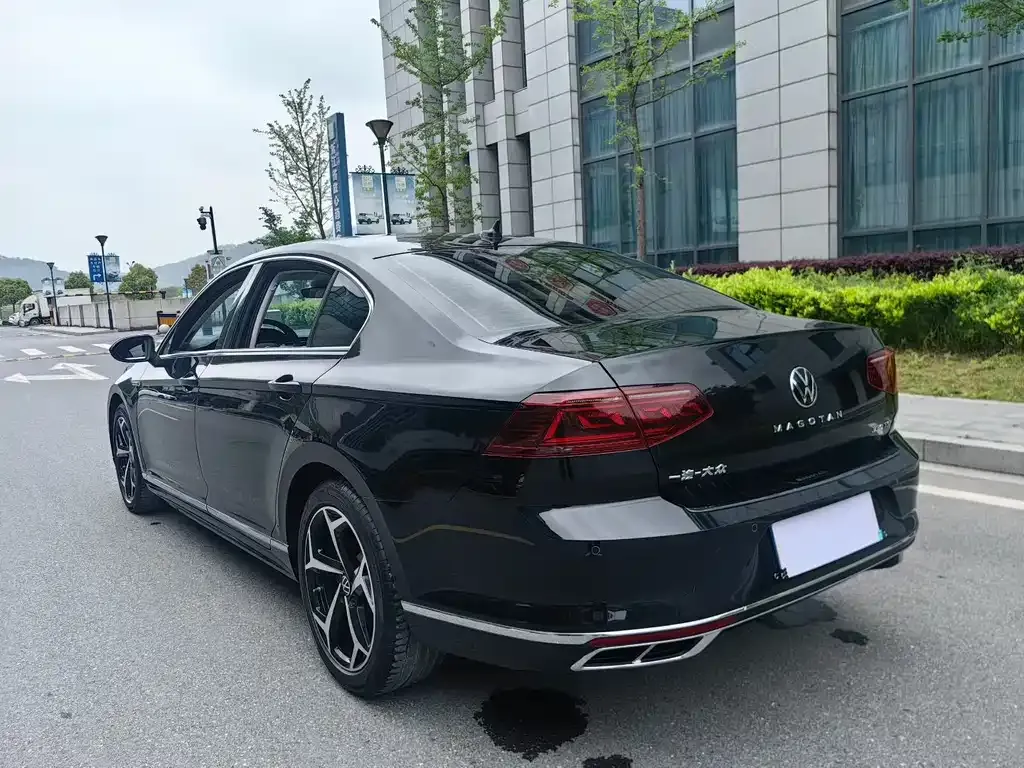 Volkswagen Magotan 2024 из CN, фото 6