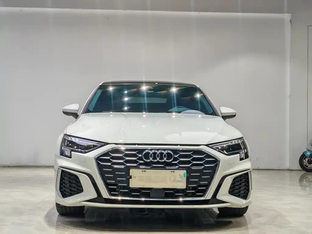 Audi A3 — фото 2
