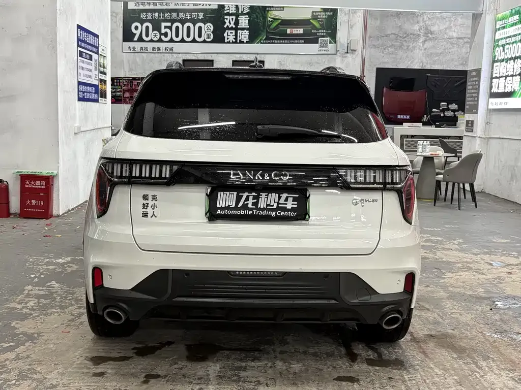 Lynk & Co 01 EM-P 2022 из CN, фото 5