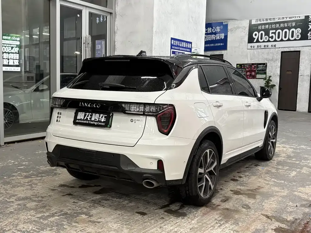 Lynk & Co 01 EM-P 2022 из CN, фото 8