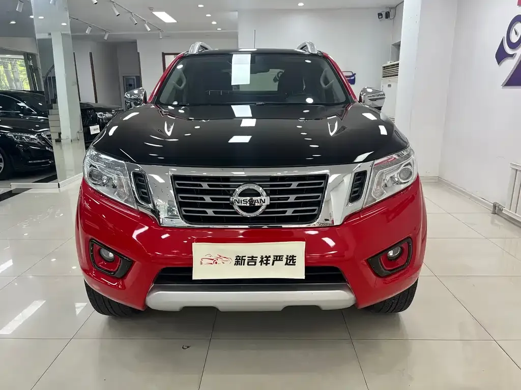 Nissan Navara 2021 из CN, фото 4