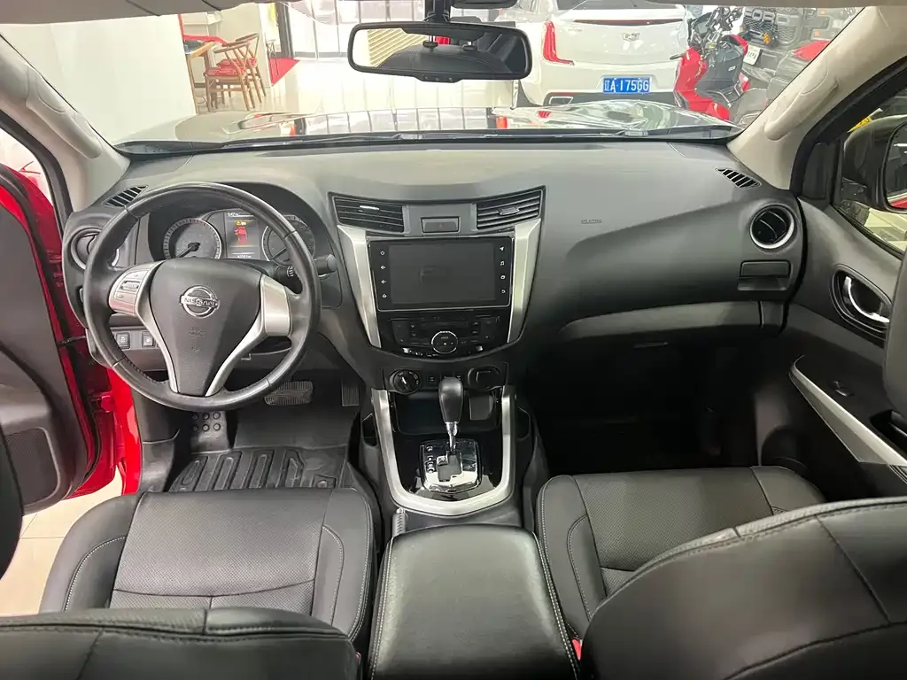 Nissan Navara 2021 из CN, фото 6