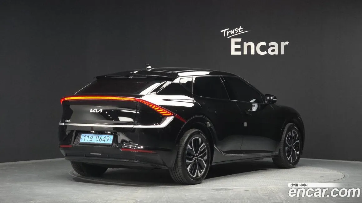 Kia EV6 2023 из KR, фото 4