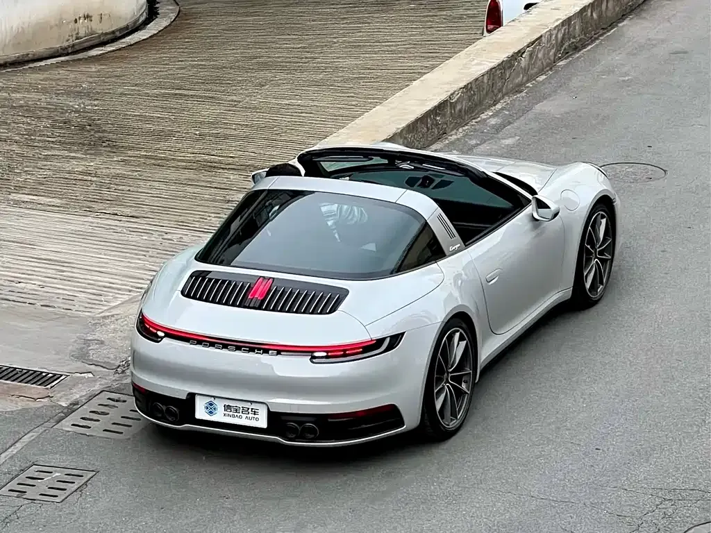 Porsche 911 2021 из CN, фото 5