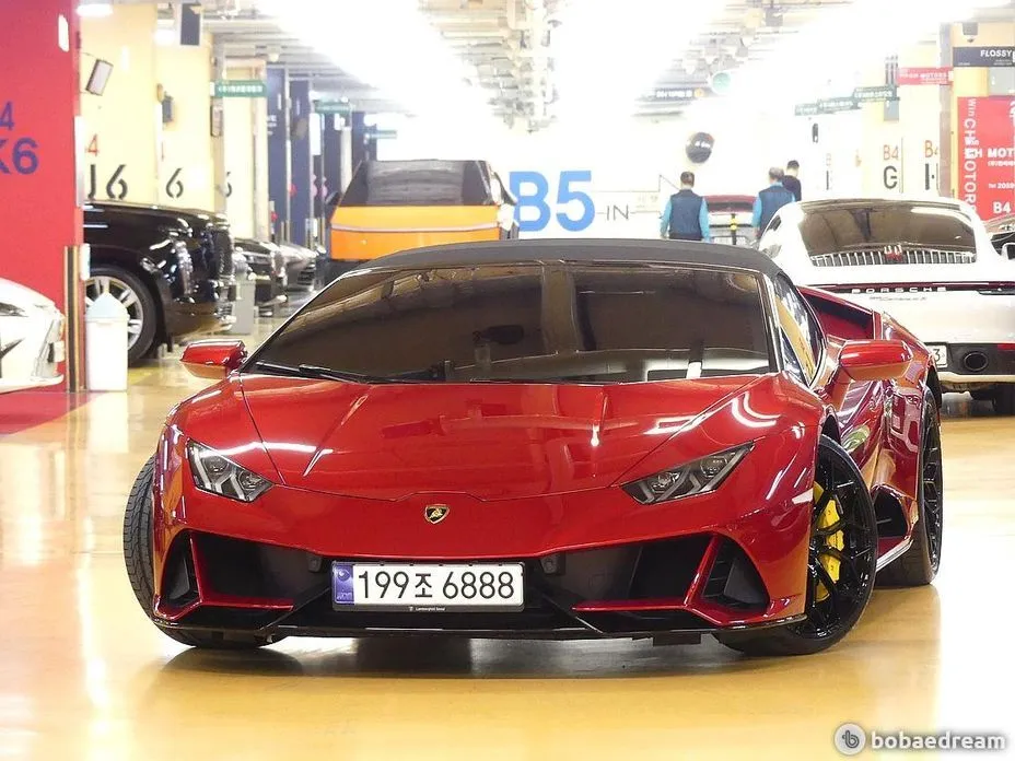 Lamborghini Huracan — фото 1