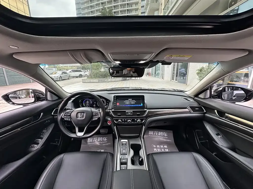Honda Accord — фото 2