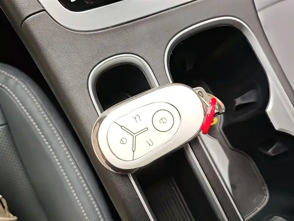 Geely Starburst — фото 2