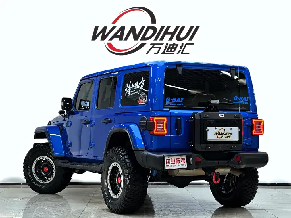 Jeep Wrangler — фото 5