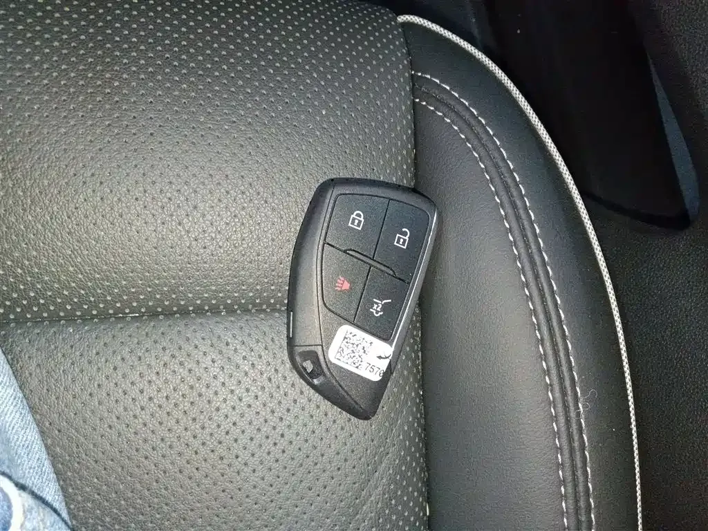 Buick Envision Plus — фото 10