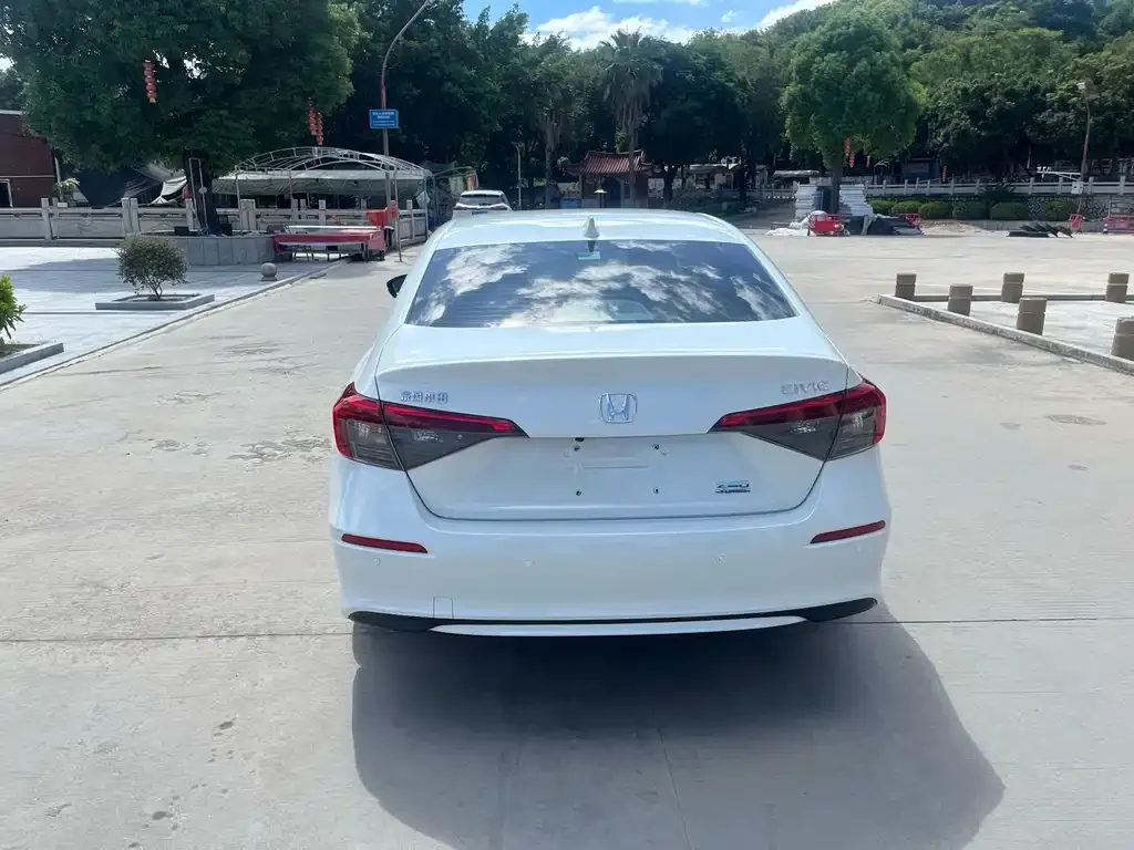 Honda Civic — фото 9