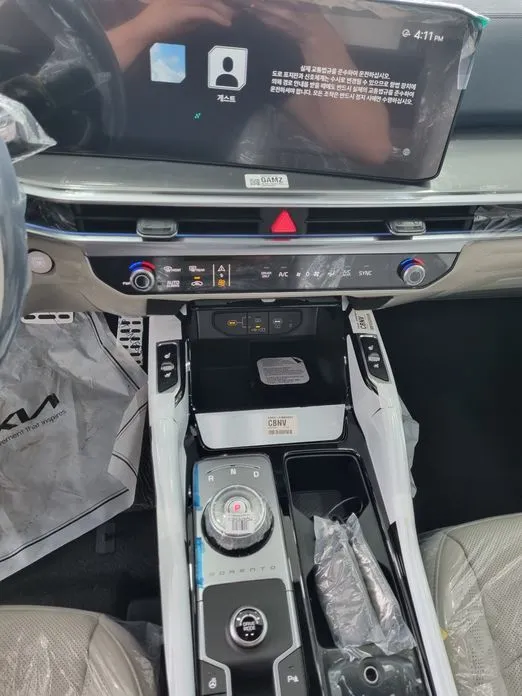 Kia Sorento — фото 10