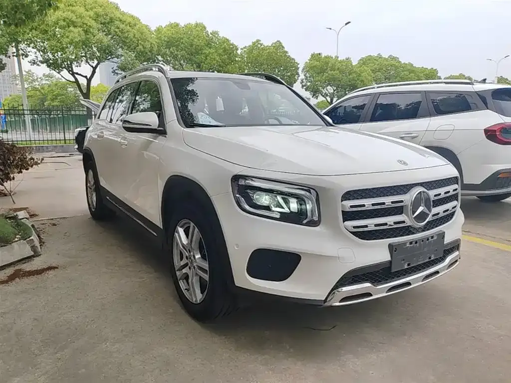 Mercedes-Benz GLB 2023 из CN, фото 2