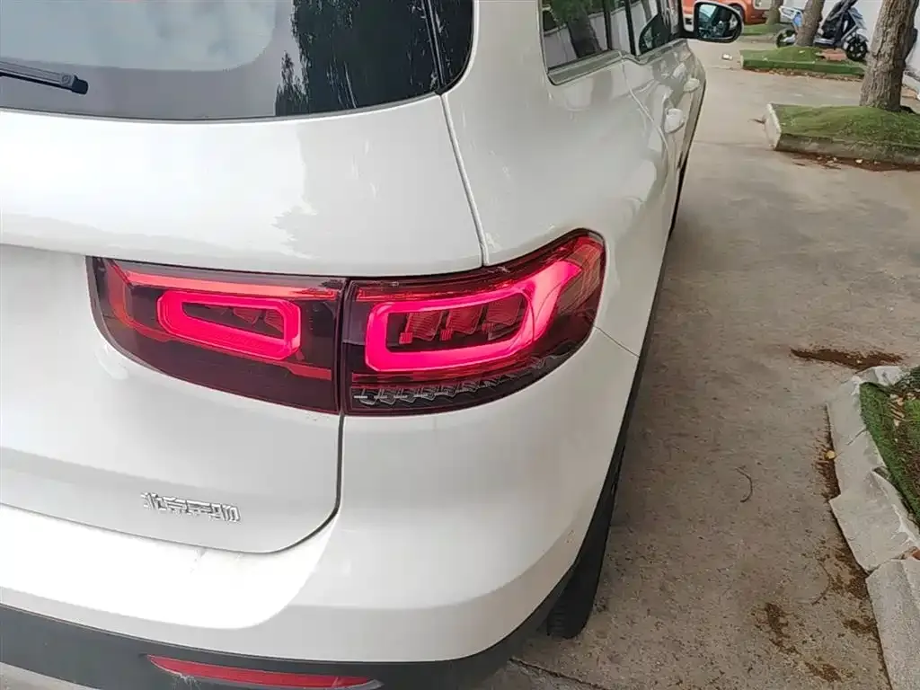 Mercedes-Benz GLB 2023 из CN, фото 7