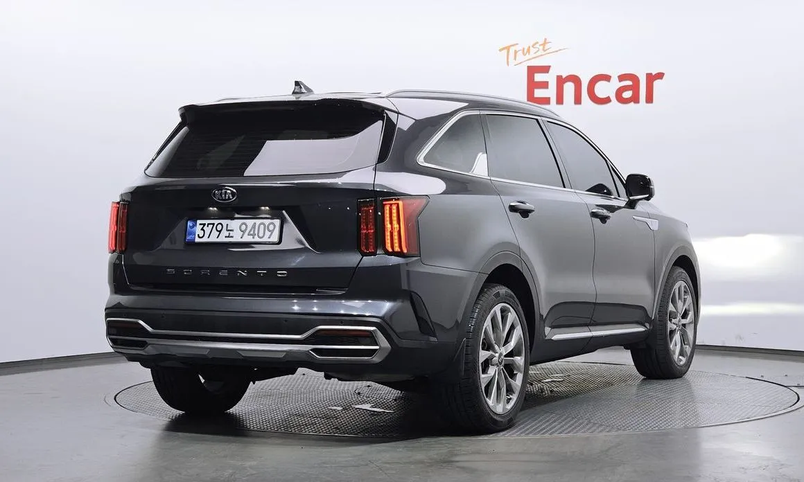 Kia Sorento — фото 4
