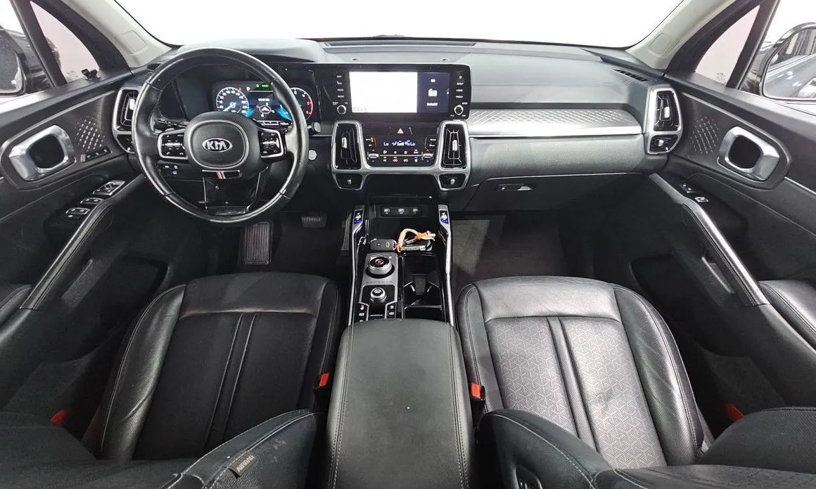 Kia Sorento — фото 9