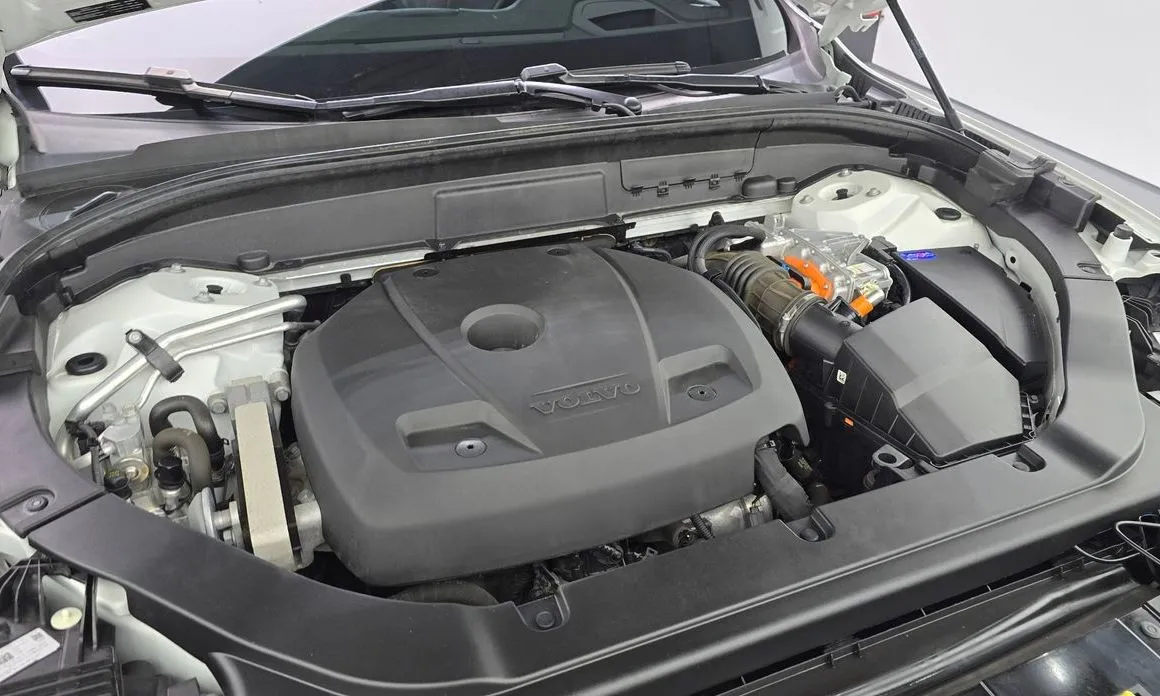Volvo XC60 2021 из KR, фото 10
