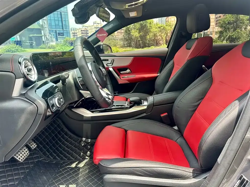 Mercedes-Benz A-Class AMG — фото 10