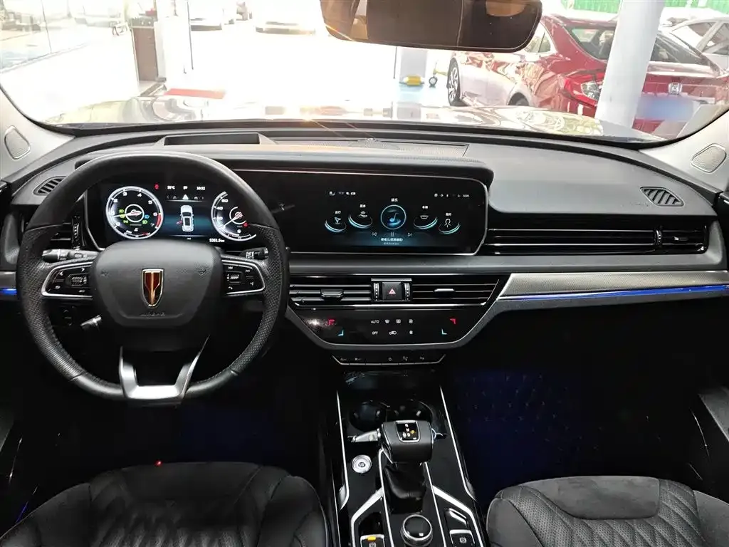 Hongqi HS5 — фото 9