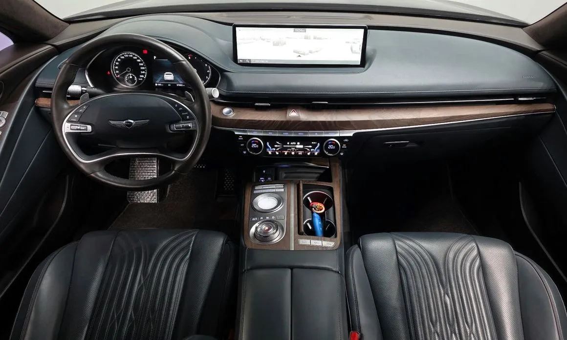 Genesis G80 — фото 10