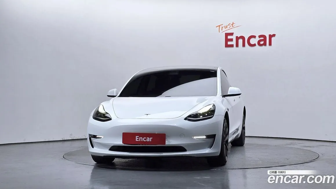 Tesla Model 3 2021 из KR, фото 2