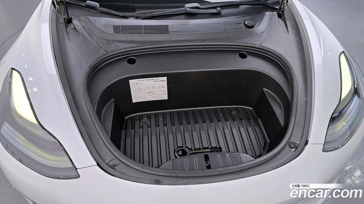 Tesla Model 3 2021 из KR, фото 9