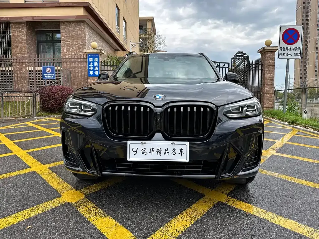BMW X3 — фото 10
