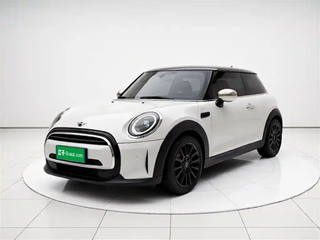 MINI Cooper (3-door) — фото 1