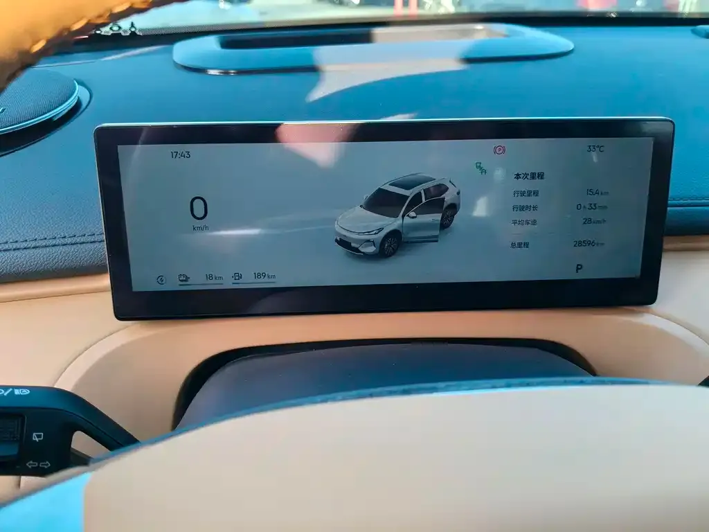 Geely Galaxy Xingjian 7 2025 из CN, фото 2