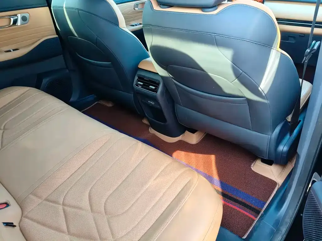 Geely Galaxy Xingjian 7 2025 из CN, фото 4