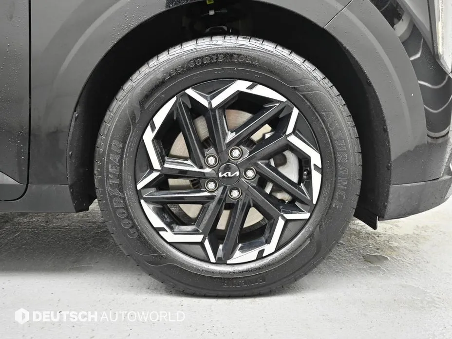 Kia Carnival — фото 10