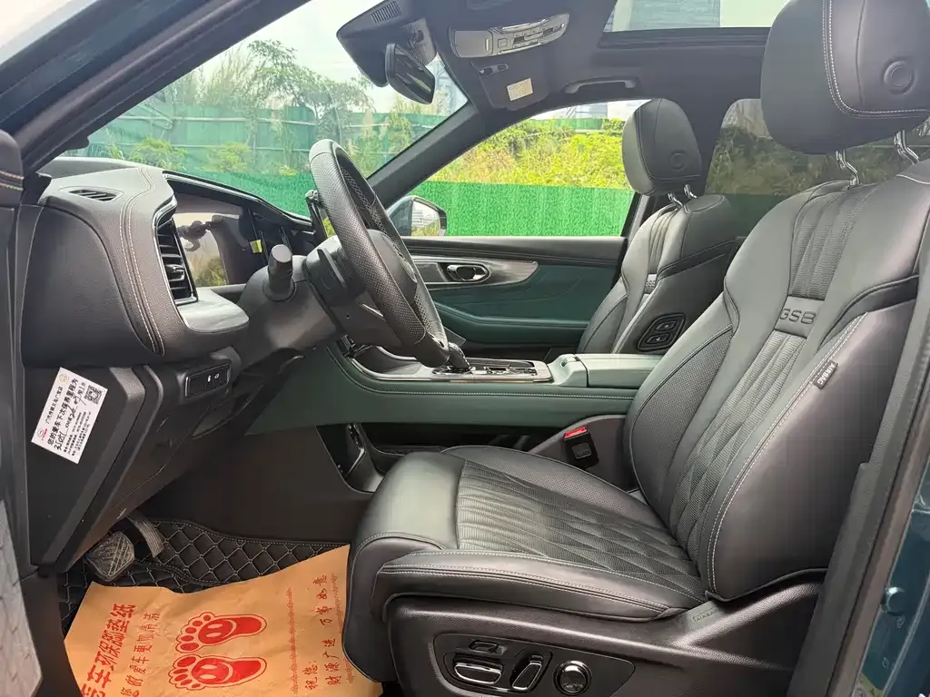 GAC Motor Trumpchi GS8 — фото 8