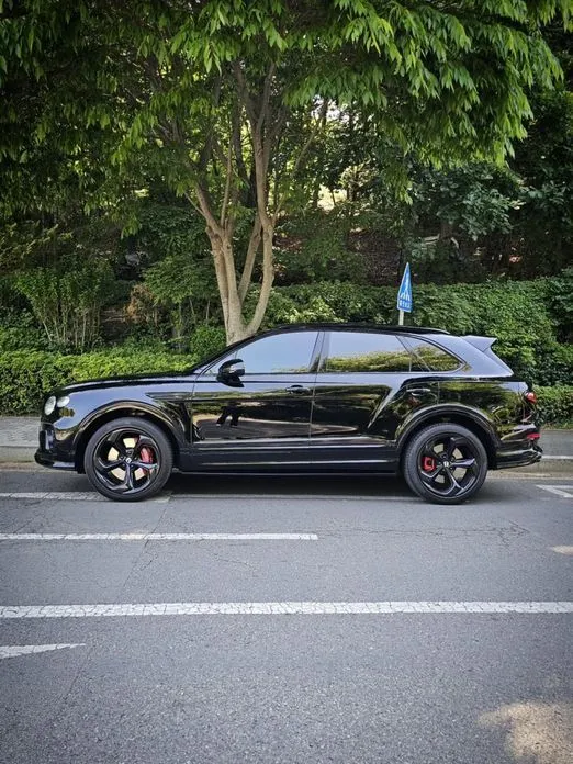Bentley Bentayga 2022 из KR, фото 7