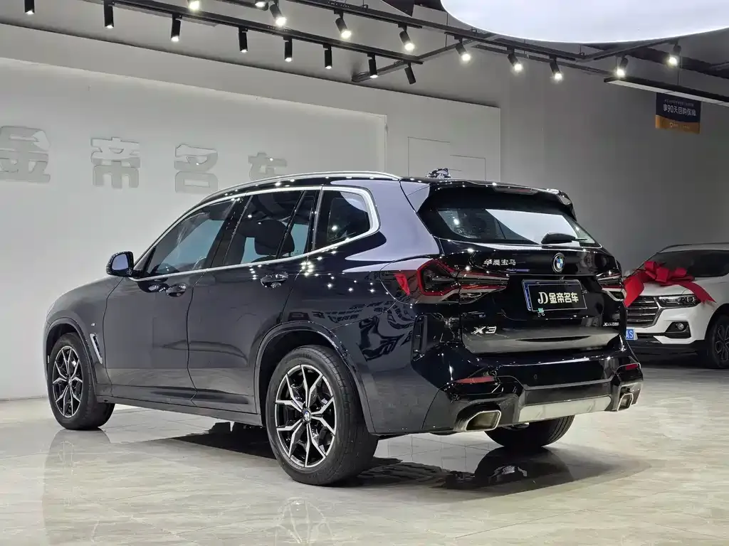 BMW X3 — фото 10