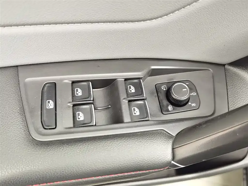 Volkswagen Tiguan L New Energy 2022 из CN, фото 9