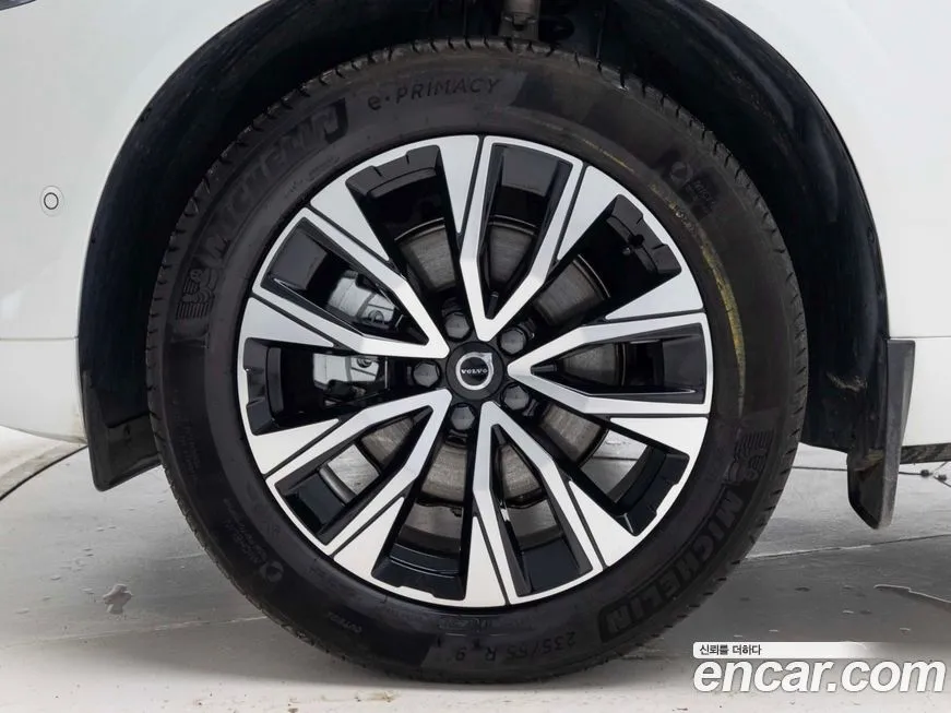 Volvo XC60 2025 из KR, фото 9