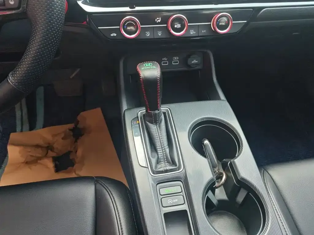 Honda Civic — фото 8