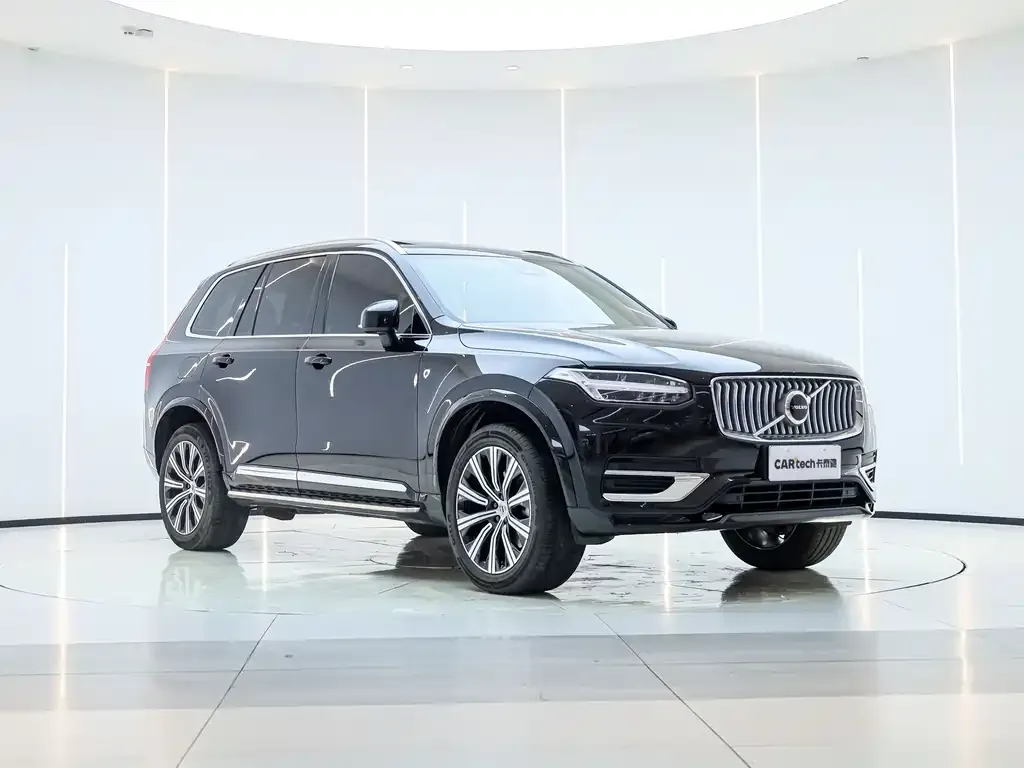 Volvo XC90 — фото 6