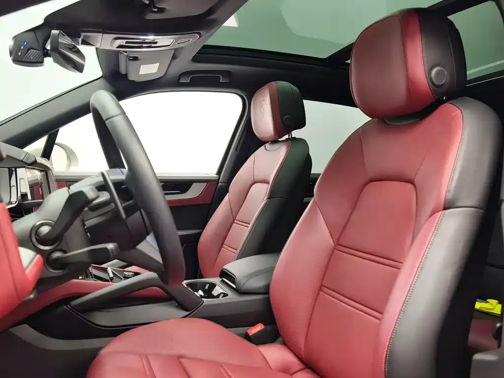 Porsche Cayenne 2025 из CN, фото 2