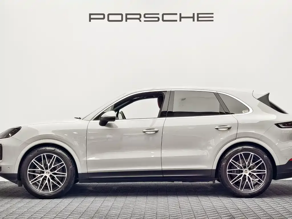 Porsche Cayenne 2025 из CN, фото 3