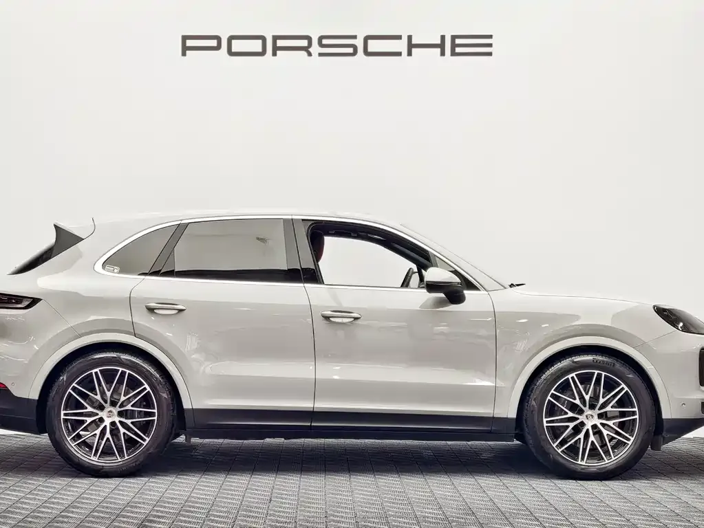 Porsche Cayenne 2025 из CN, фото 6