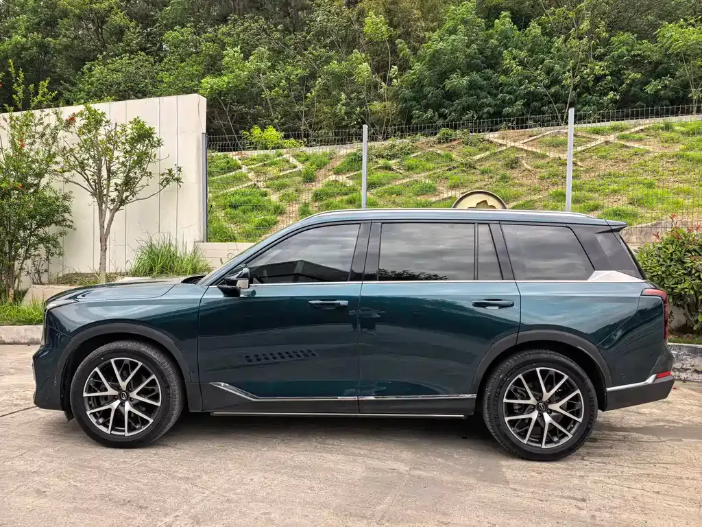 GAC Motor Trumpchi GS8 — фото 10