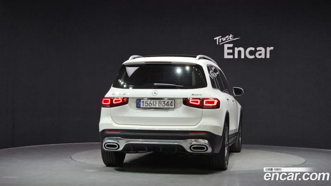 Mercedes-Benz GLB-Class — фото 2