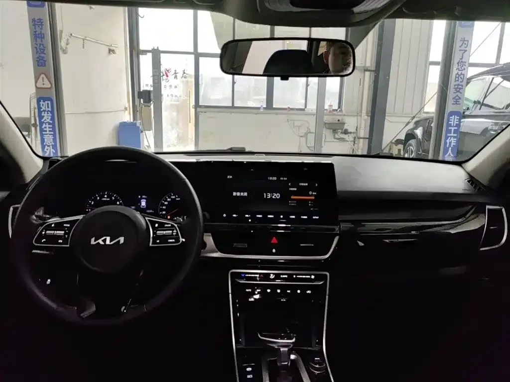 Kia KX3 — фото 3